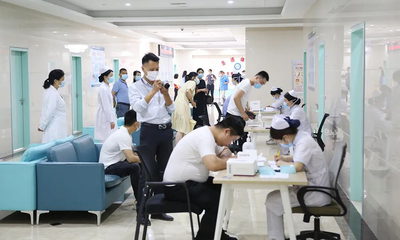 河南圣德医院圆满完成信阳市“两会”人员核酸检测任务